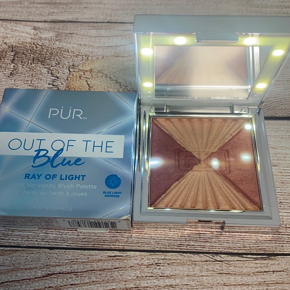Pur Out Of The Blue Vanity Blush Ray-Of-Light